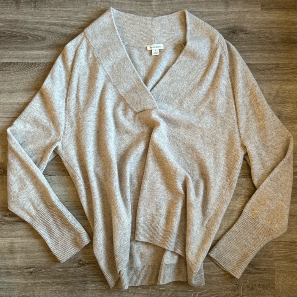 Sundance 100% Cashmere Light Gray V-Neck Cozy Oversized Sweater Longline Size M